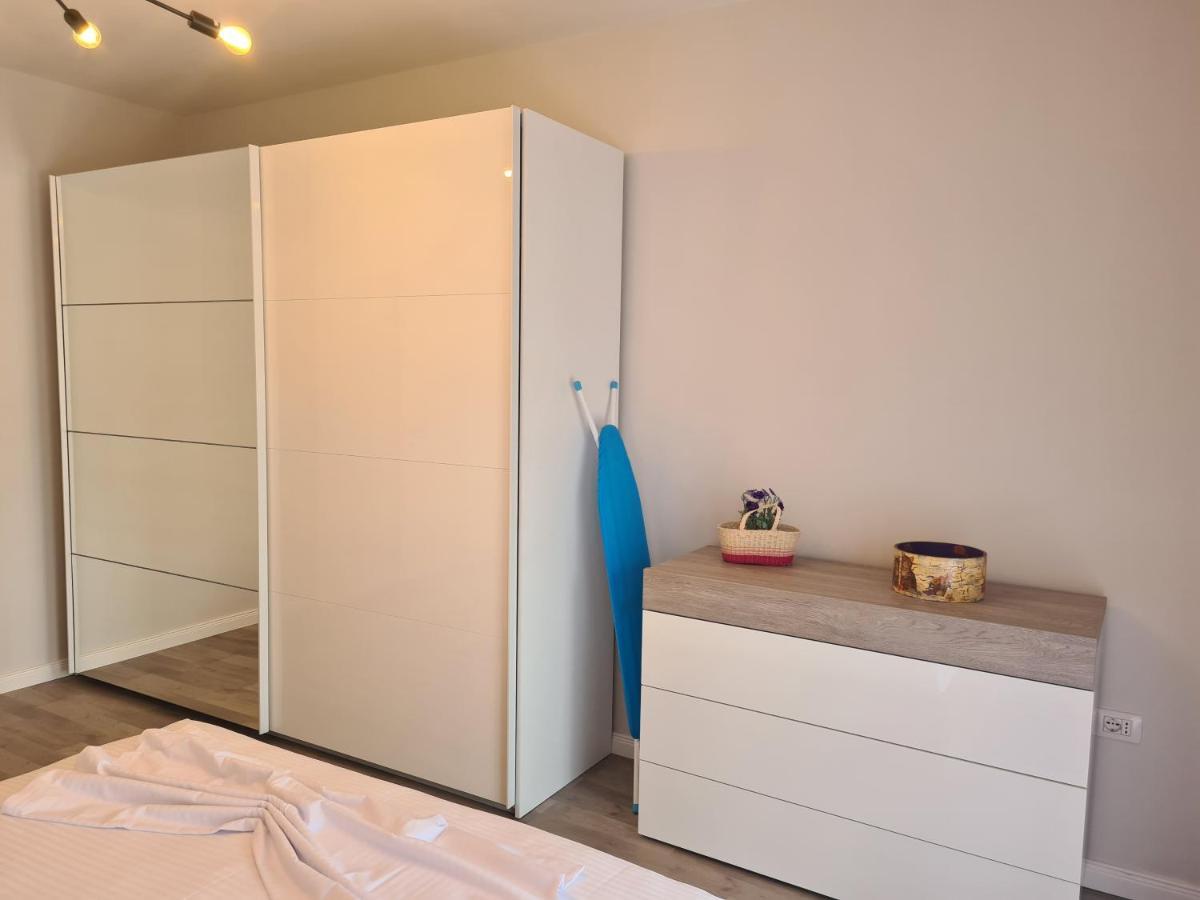 Old Beach Apartment Vlora Екстериор снимка